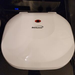 Brentwood White Sandwich Maker